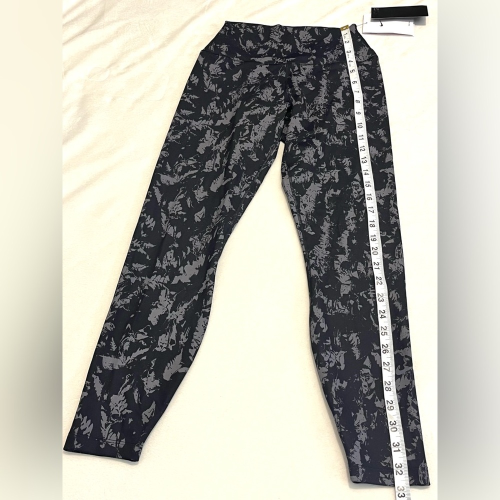 Nike One Women’s Dri-Fit High- Waisted 7/8 Length Charcoal & Black Leggings - Picture 13 of 16